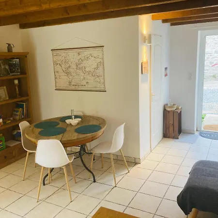 別荘 Petite Maison A La Campagne