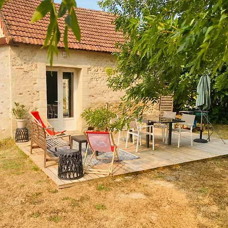 Hébergement de vacances Petite Maison à La Campagne Saint-Germain-des-Fosses